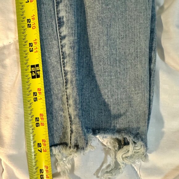 Light-Wash American Eagle Jeans Size 12 Regular Inseam 27 inches Straight - Picture 7 of 11